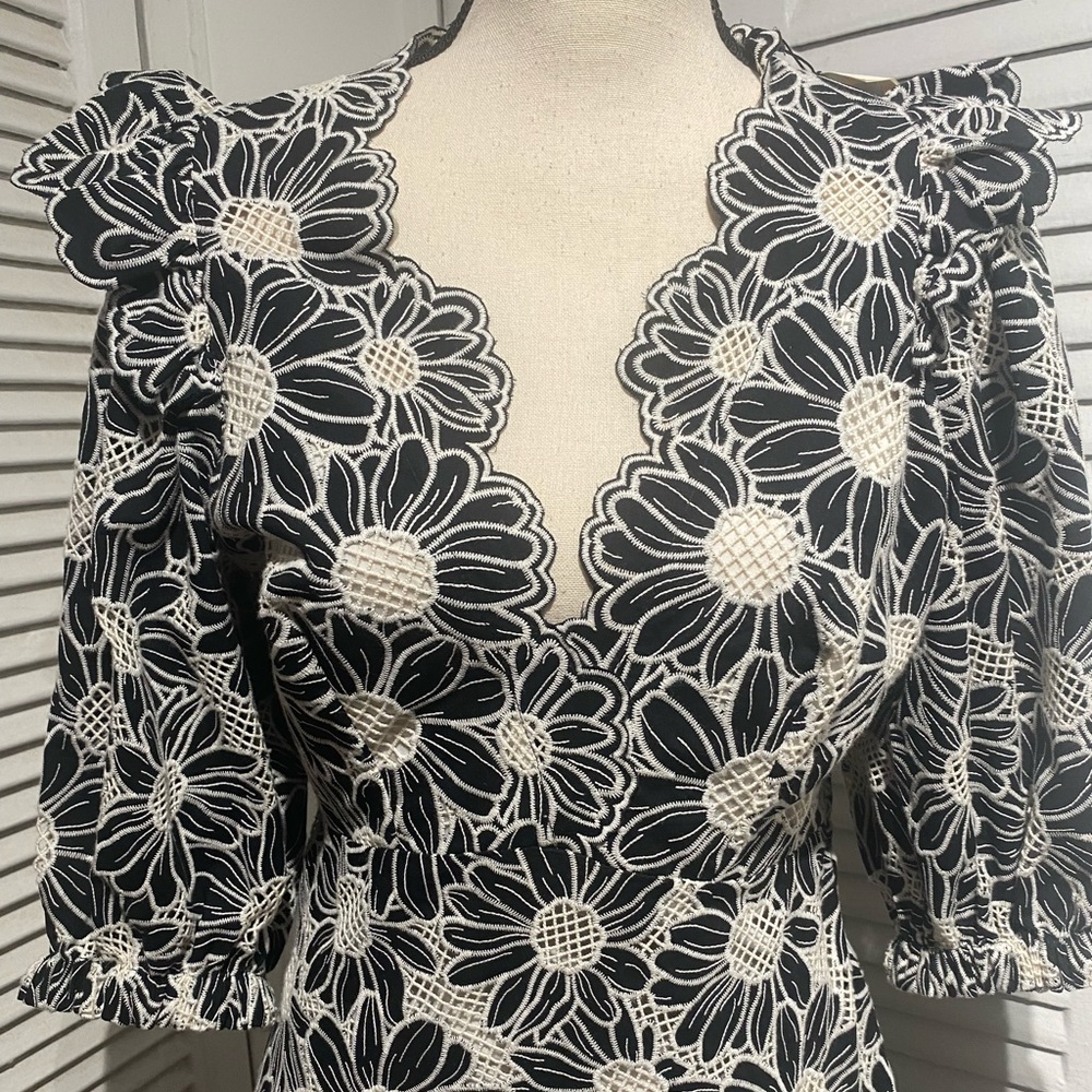 As seen in Succession, Sandro dress 38 - Picture 8 of 12